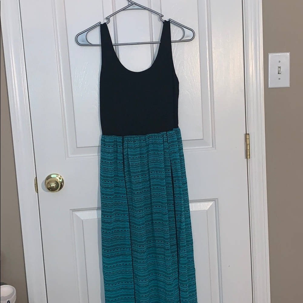 Black and blue maxi dress with slits